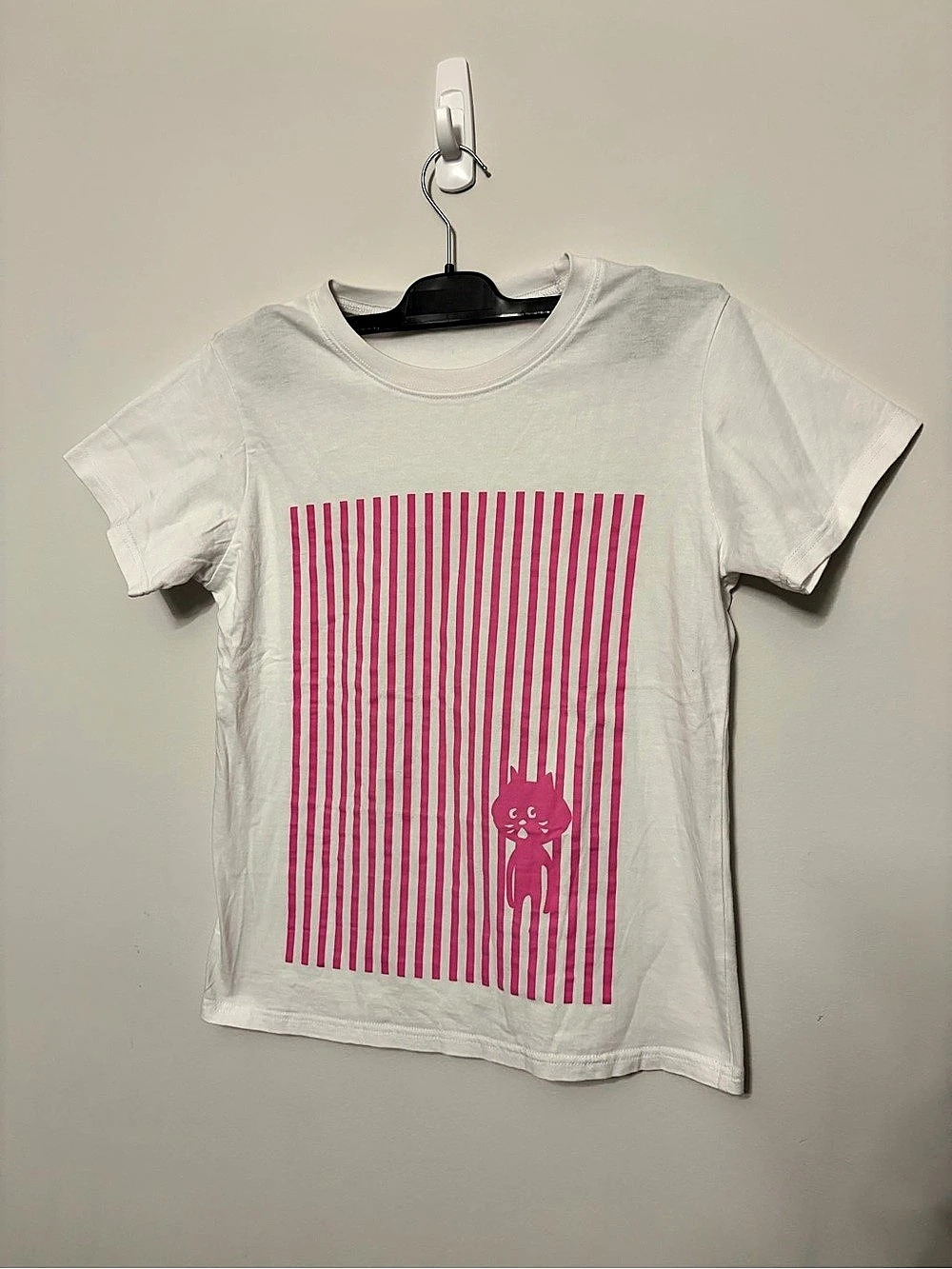 NE-Net issey miyake Striped Graphic Tee in White & Pink